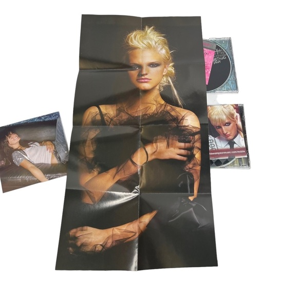 Lot Of 2 Ashlee Simpson Music CDs Autobiography & I Am Me - Picture 7 of 9